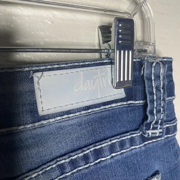 Daytrip Virgo Straight Stretch Jeans Size 28R Women Bling Equestrian Mid Rise - Picture 6 of 15
